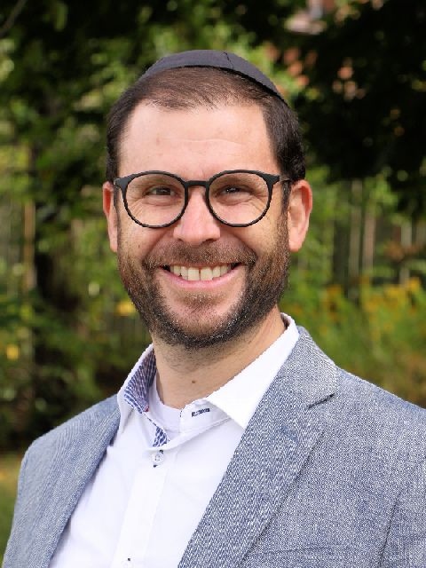 Rabbi Soroka's Headshot